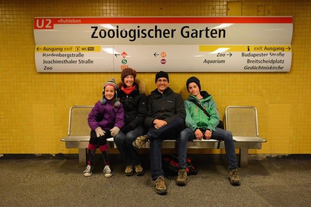 U2 to Zoo station