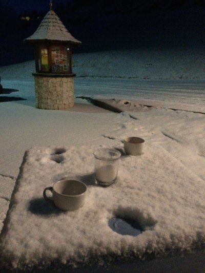 Mulled wine and mountain music, complete with snowfall!